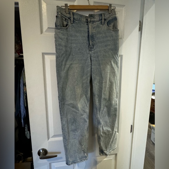 Abercrombie curve love 90s straight ultra high rise jeans (size 29) - Picture 3 of 5